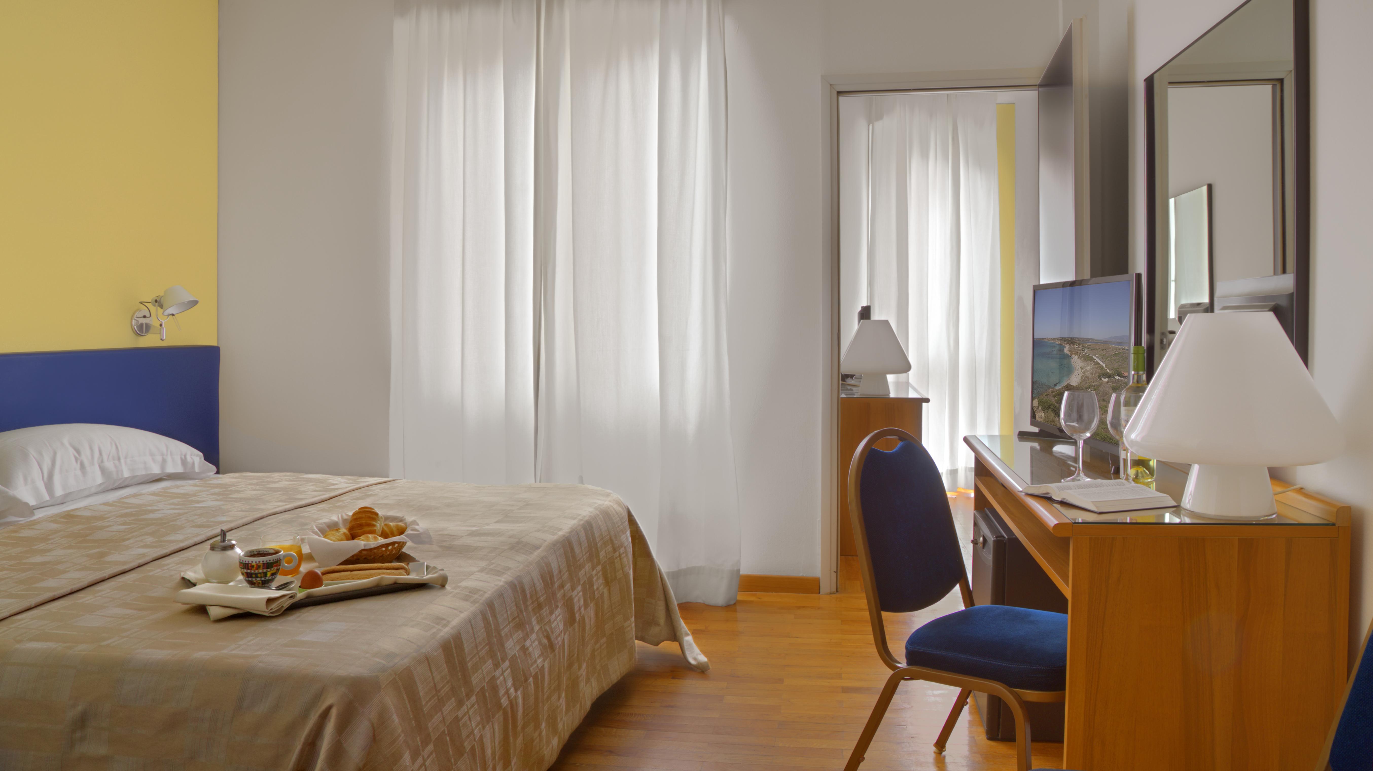 Mistral2 Hotel Oristano Eksteriør billede