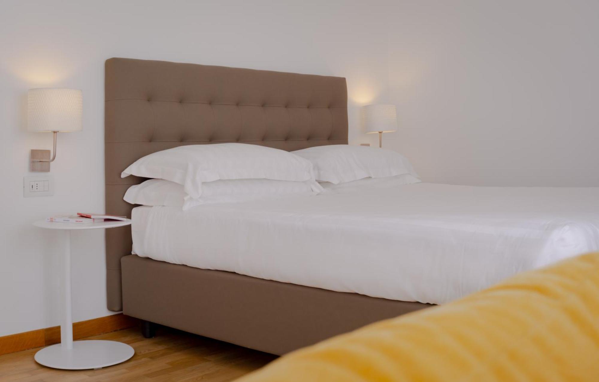 Mistral2 Hotel Oristano Eksteriør billede